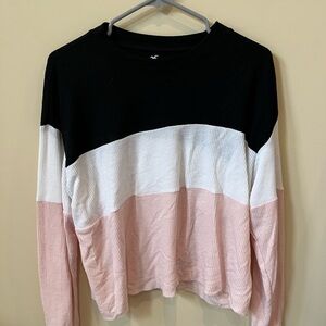 Hollister Black and White Boxy Long Sleeve Hoodie